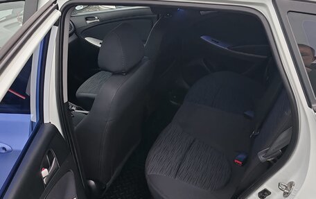 Hyundai Solaris II рестайлинг, 2015 год, 1 090 000 рублей, 9 фотография