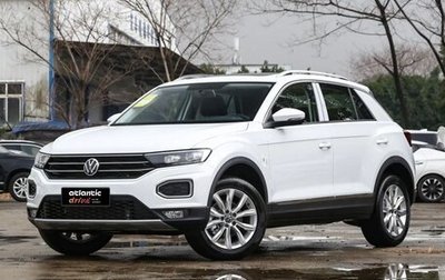 Volkswagen T-Roc I, 2023 год, 2 290 000 рублей, 1 фотография