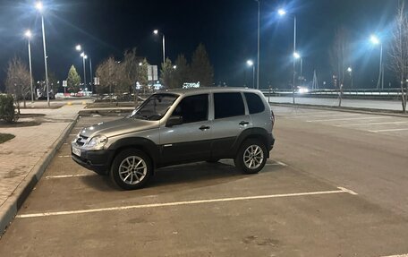 Chevrolet Niva I рестайлинг, 2014 год, 460 000 рублей, 3 фотография