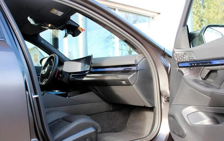 BMW M5, 2025 год, 18 890 000 рублей, 11 фотография