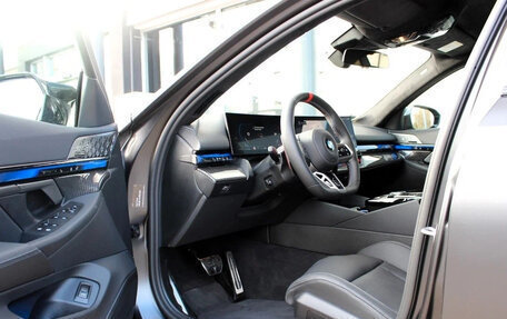 BMW M5, 2025 год, 18 890 000 рублей, 23 фотография