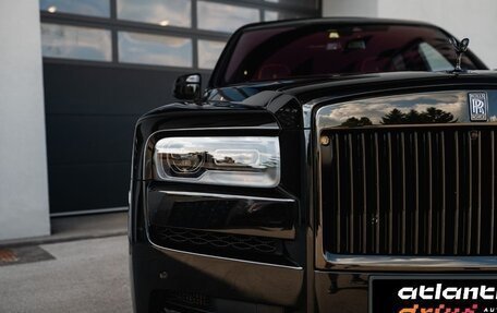 Rolls-Royce Cullinan, 2023 год, 36 990 000 рублей, 8 фотография
