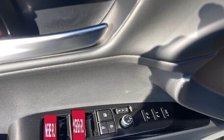 Toyota Camry, 2025 год, 3 990 000 рублей, 10 фотография