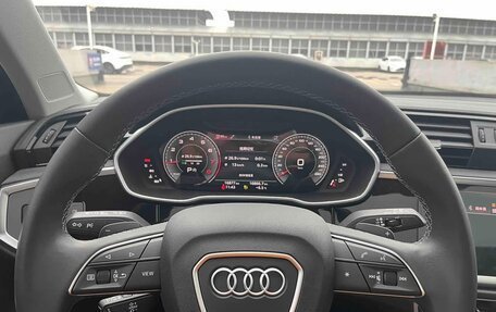 Audi Q3, 2023 год, 2 390 000 рублей, 12 фотография