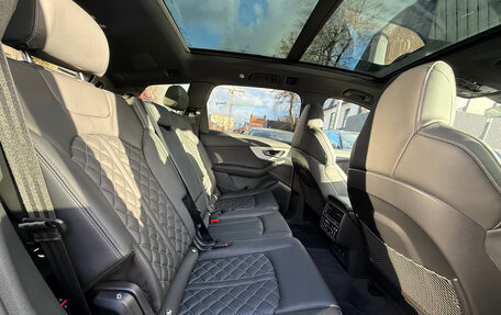 Audi Q7, 2025 год, 11 190 000 рублей, 15 фотография