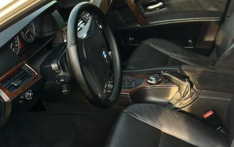 BMW 5 серия, 2006 год, 1 350 000 рублей, 7 фотография