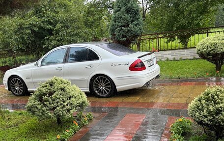 Mercedes-Benz E-Класс, 2008 год, 1 700 000 рублей, 3 фотография