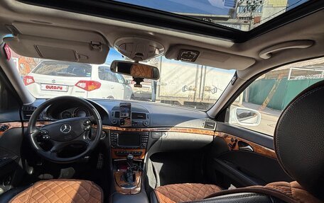 Mercedes-Benz E-Класс, 2008 год, 1 700 000 рублей, 10 фотография