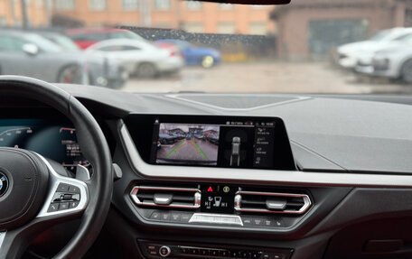 BMW 1 серия, 2022 год, 2 640 000 рублей, 11 фотография