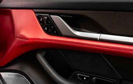 Porsche Taycan I, 2020 год, 7 639 000 рублей, 39 фотография