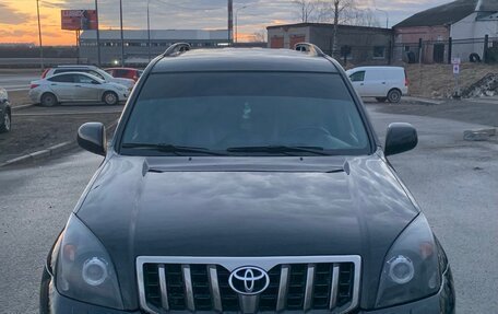 Toyota Land Cruiser Prado 120 рестайлинг, 2007 год, 1 900 000 рублей, 13 фотография