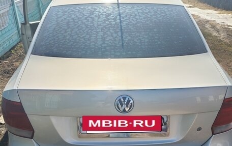 Volkswagen Polo VI (EU Market), 2011 год, 650 000 рублей, 3 фотография