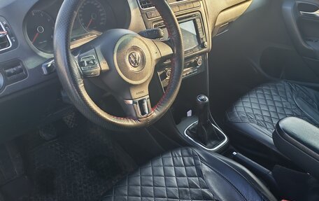 Volkswagen Polo VI (EU Market), 2011 год, 650 000 рублей, 12 фотография