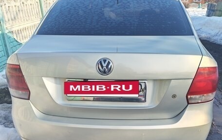 Volkswagen Polo VI (EU Market), 2011 год, 650 000 рублей, 16 фотография