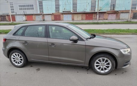 Audi A3, 2015 год, 1 690 000 рублей, 10 фотография