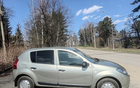 Renault Sandero I, 2010 год, 550 000 рублей, 3 фотография
