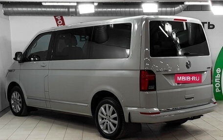 Volkswagen Multivan T6 рестайлинг, 2022 год, 9 400 000 рублей, 6 фотография