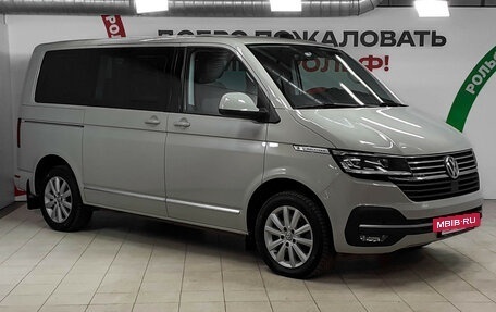 Volkswagen Multivan T6 рестайлинг, 2022 год, 9 400 000 рублей, 3 фотография