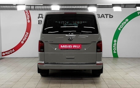 Volkswagen Multivan T6 рестайлинг, 2022 год, 9 400 000 рублей, 5 фотография