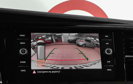 Volkswagen Multivan T6 рестайлинг, 2022 год, 9 400 000 рублей, 16 фотография