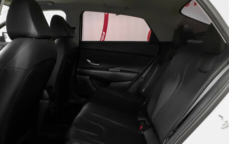 Hyundai Elantra, 2024 год, 2 130 000 рублей, 10 фотография