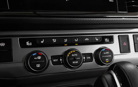 Volkswagen Caravelle T6 рестайлинг, 2022 год, 6 998 000 рублей, 17 фотография