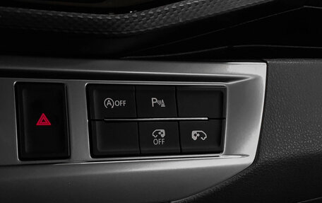 Volkswagen Caravelle T6 рестайлинг, 2022 год, 6 998 000 рублей, 18 фотография