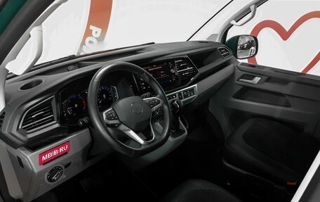 Volkswagen Caravelle T6 рестайлинг, 2022 год, 6 998 000 рублей, 7 фотография