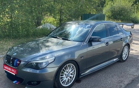 BMW 5 серия, 2007 год, 1 105 000 рублей, 1 фотография