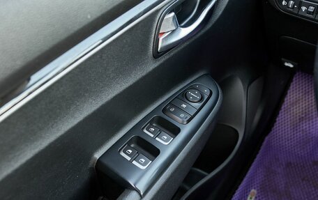 KIA Rio IV, 2020 год, 1 565 000 рублей, 13 фотография