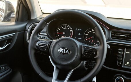 KIA Rio IV, 2020 год, 1 565 000 рублей, 15 фотография