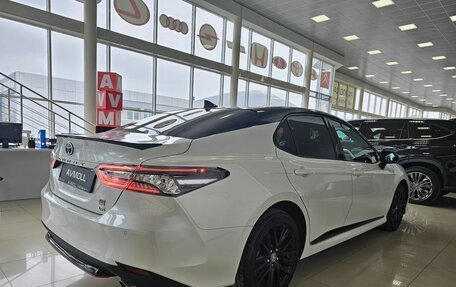 Toyota Camry, 2021 год, 3 389 000 рублей, 8 фотография