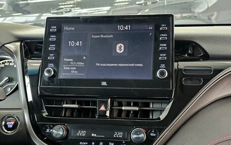 Toyota Camry, 2021 год, 3 389 000 рублей, 21 фотография