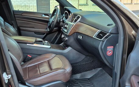 Mercedes-Benz M-Класс, 2014 год, 2 950 000 рублей, 18 фотография