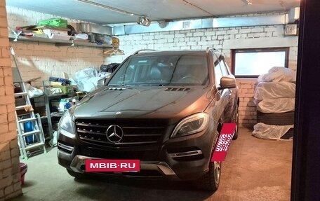 Mercedes-Benz M-Класс, 2014 год, 2 950 000 рублей, 29 фотография