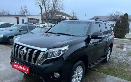 Toyota Land Cruiser Prado 150 рестайлинг 2, 2014 год, 3 210 000 рублей, 5 фотография