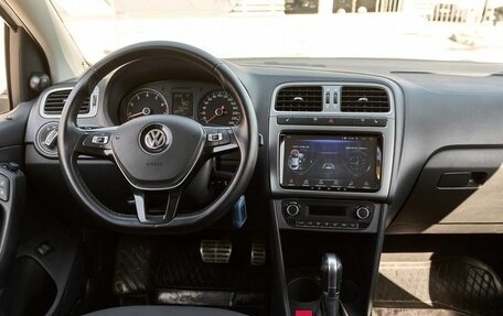 Volkswagen Polo VI (EU Market), 2016 год, 1 128 000 рублей, 8 фотография