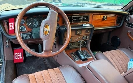 Jaguar XJ III (X350), 1973 год, 4 000 000 рублей, 13 фотография