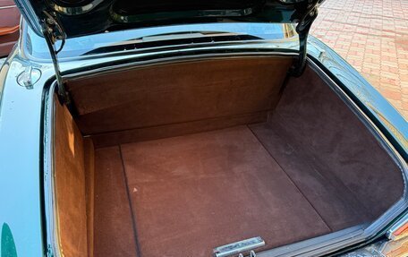 Jaguar XJ III (X350), 1973 год, 4 000 000 рублей, 26 фотография