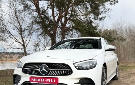 Mercedes-Benz E-Класс, 2021 год, 5 900 000 рублей, 18 фотография