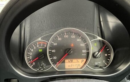 Toyota Ractis II, 2011 год, 695 000 рублей, 13 фотография