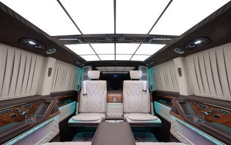 Mercedes-Benz V-Класс, 2024 год, 45 700 000 рублей, 4 фотография