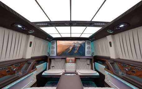 Mercedes-Benz V-Класс, 2024 год, 45 700 000 рублей, 5 фотография