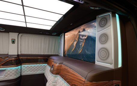 Mercedes-Benz V-Класс, 2024 год, 45 700 000 рублей, 9 фотография