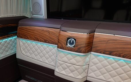 Mercedes-Benz V-Класс, 2024 год, 45 700 000 рублей, 10 фотография