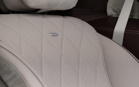 Mercedes-Benz V-Класс, 2024 год, 45 700 000 рублей, 19 фотография