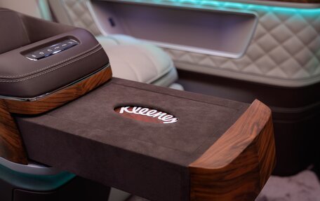 Mercedes-Benz V-Класс, 2024 год, 45 700 000 рублей, 21 фотография