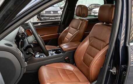 Volkswagen Touareg III, 2014 год, 2 468 000 рублей, 10 фотография