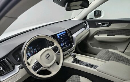 Volvo XC60 II, 2018 год, 3 298 000 рублей, 7 фотография