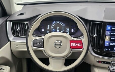 Volvo XC60 II, 2018 год, 3 298 000 рублей, 19 фотография